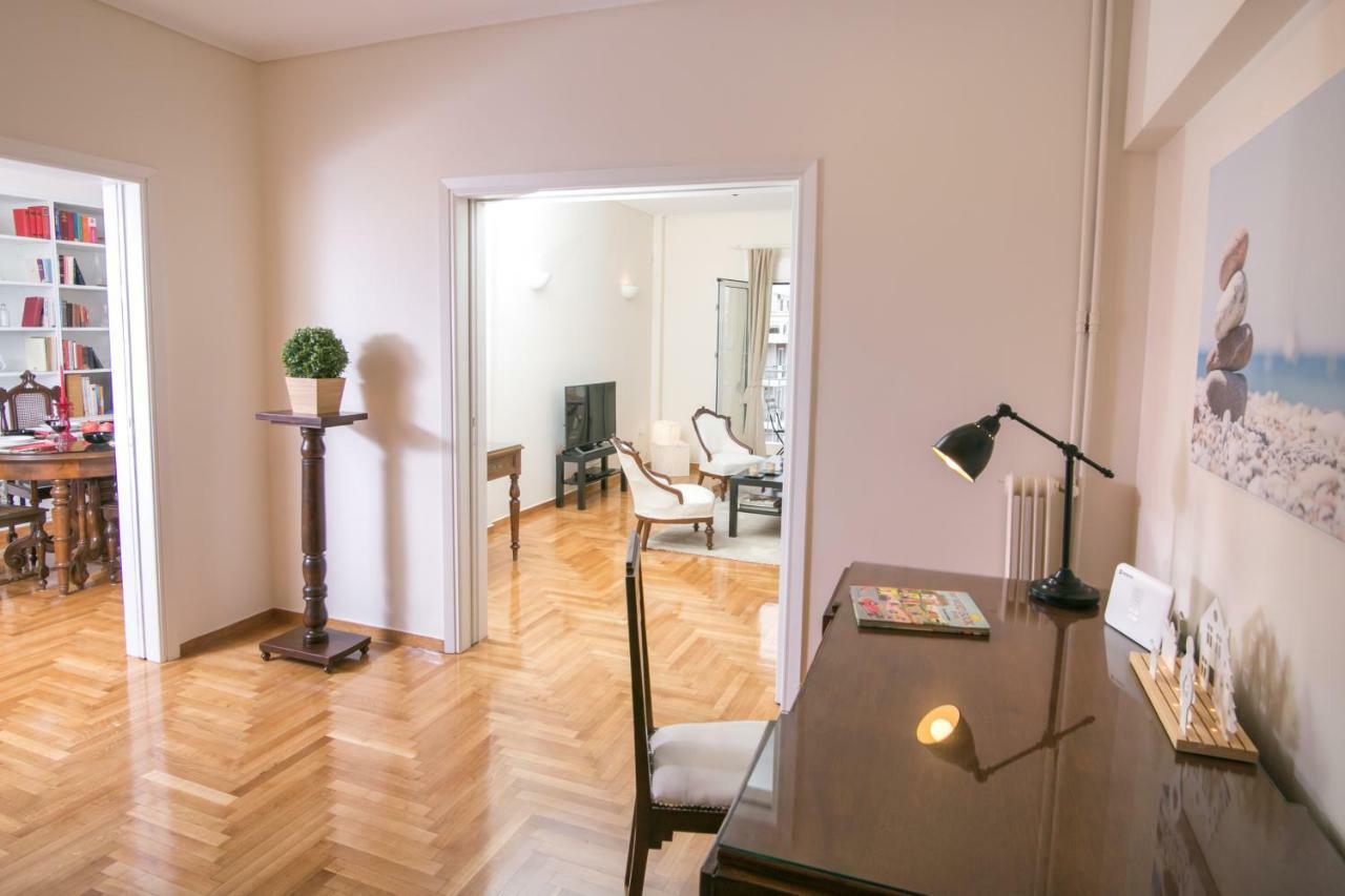 Magnificent Luxury Retrostyle Flat Acropolis View Apartment Athena Bagian luar foto